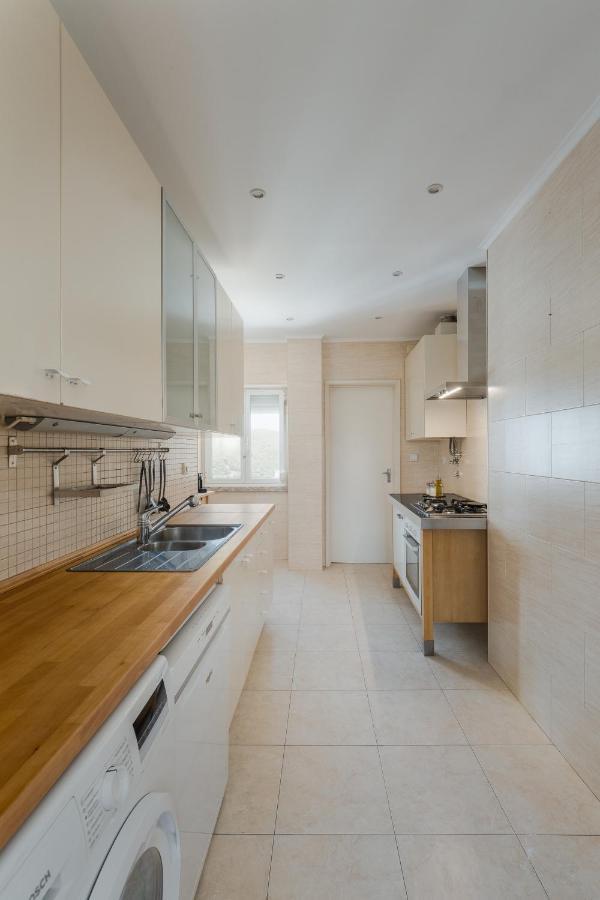 Casa Boma Lisboa - Lighting Apartment With Private Balcony - Campolide I Экстерьер фото